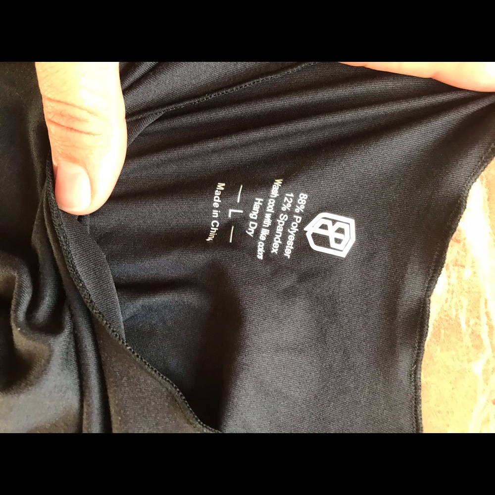 Born primitive tank - Picture 2 of 2